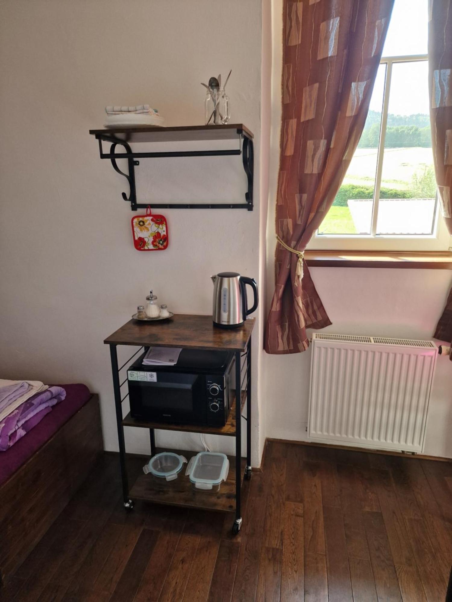 Hotel Vlčí Jámy Lenora Exteriér fotografie