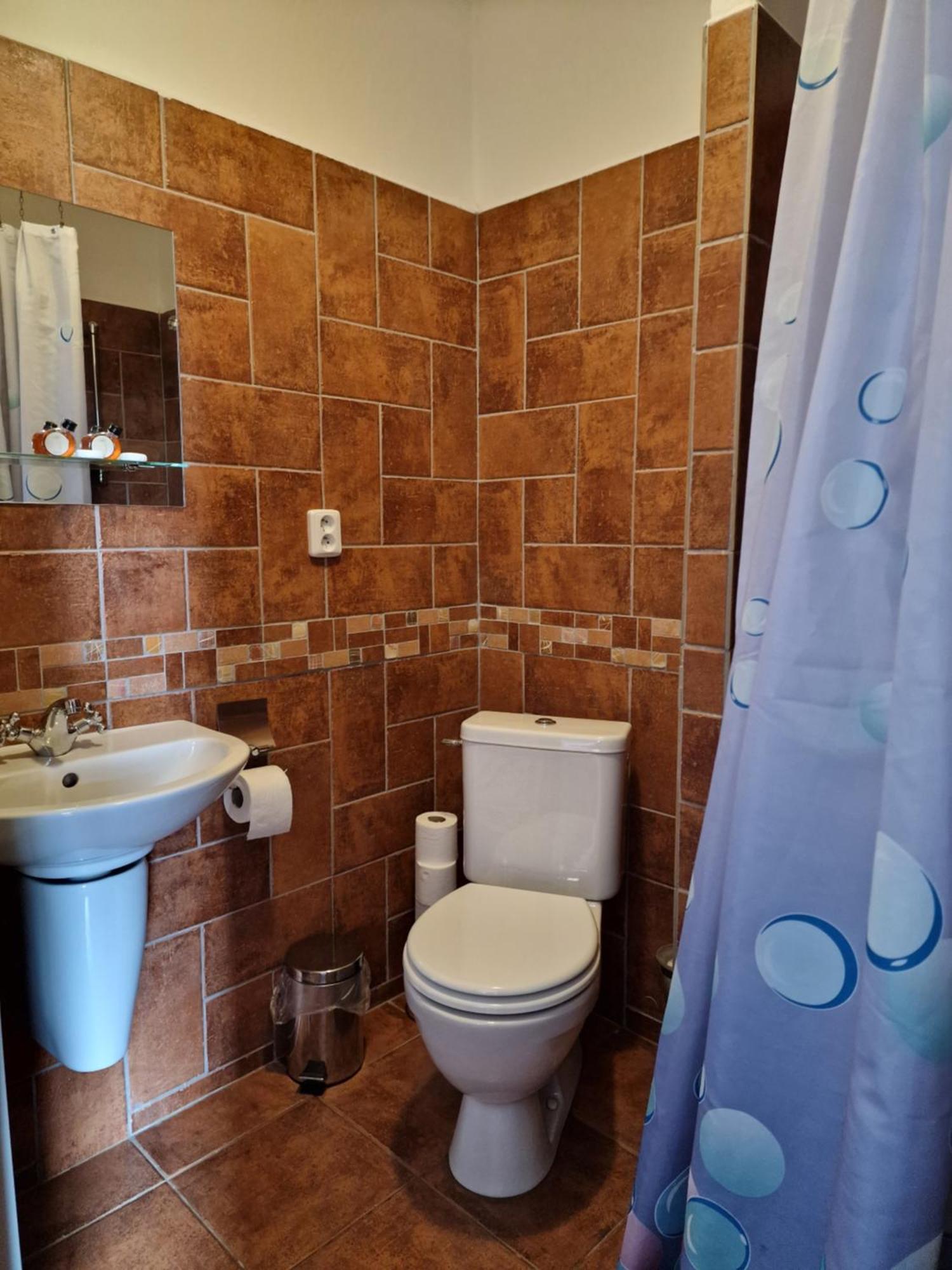 Hotel Vlčí Jámy Lenora Exteriér fotografie