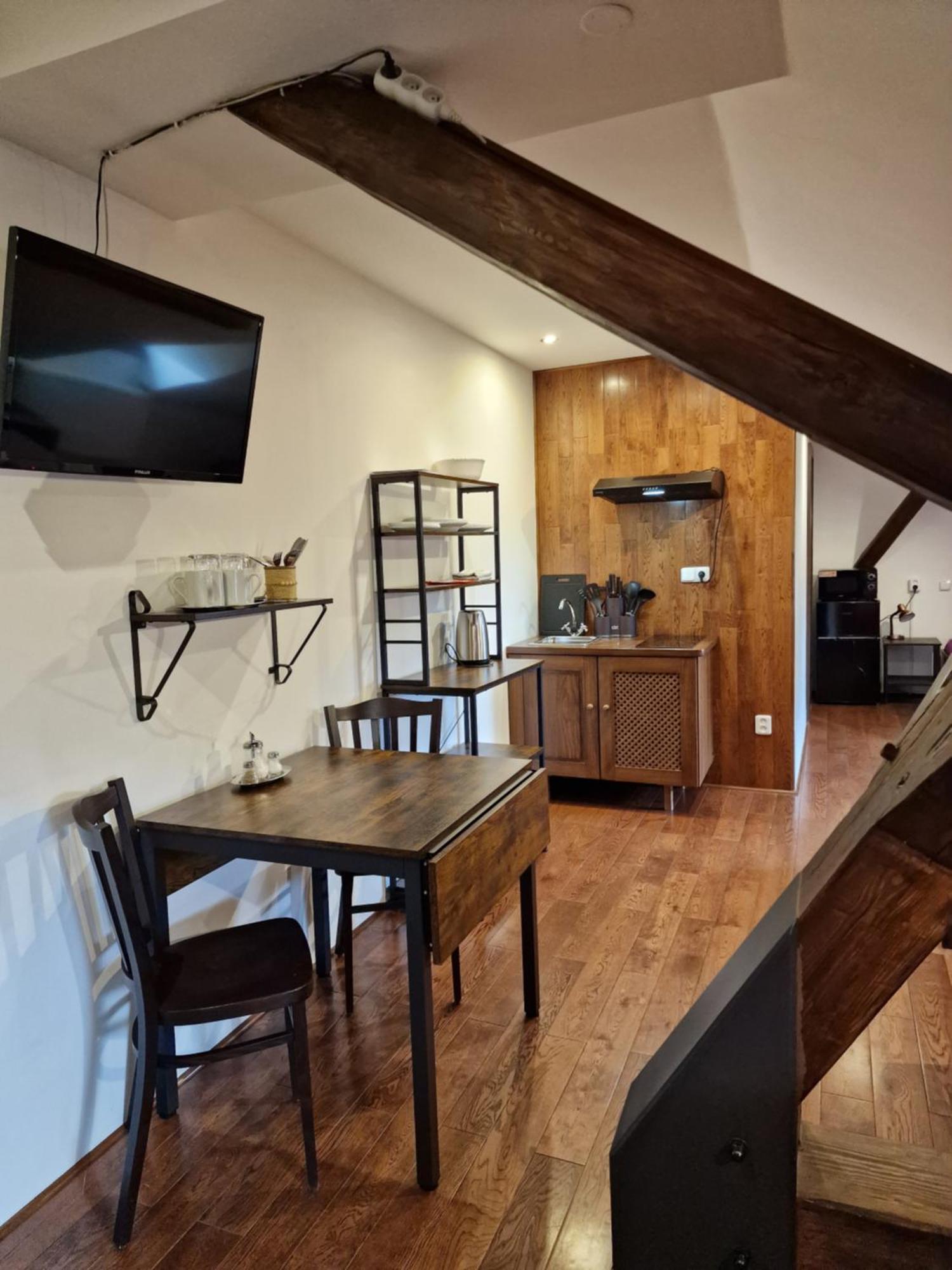 Hotel Vlčí Jámy Lenora Exteriér fotografie